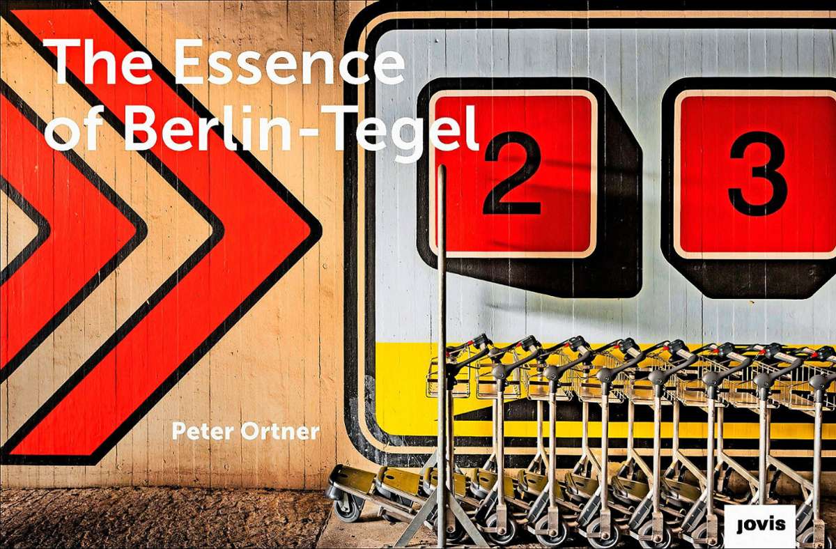 Das Buch zum Abschied vom Berliner  Flughafen Tegel.  Peter Ortner: The Essence of Berlin-Tegel – Taking Stock of an Airport’s Architecture. Jovis Verlag. 112 Seiten, 22 Euro.