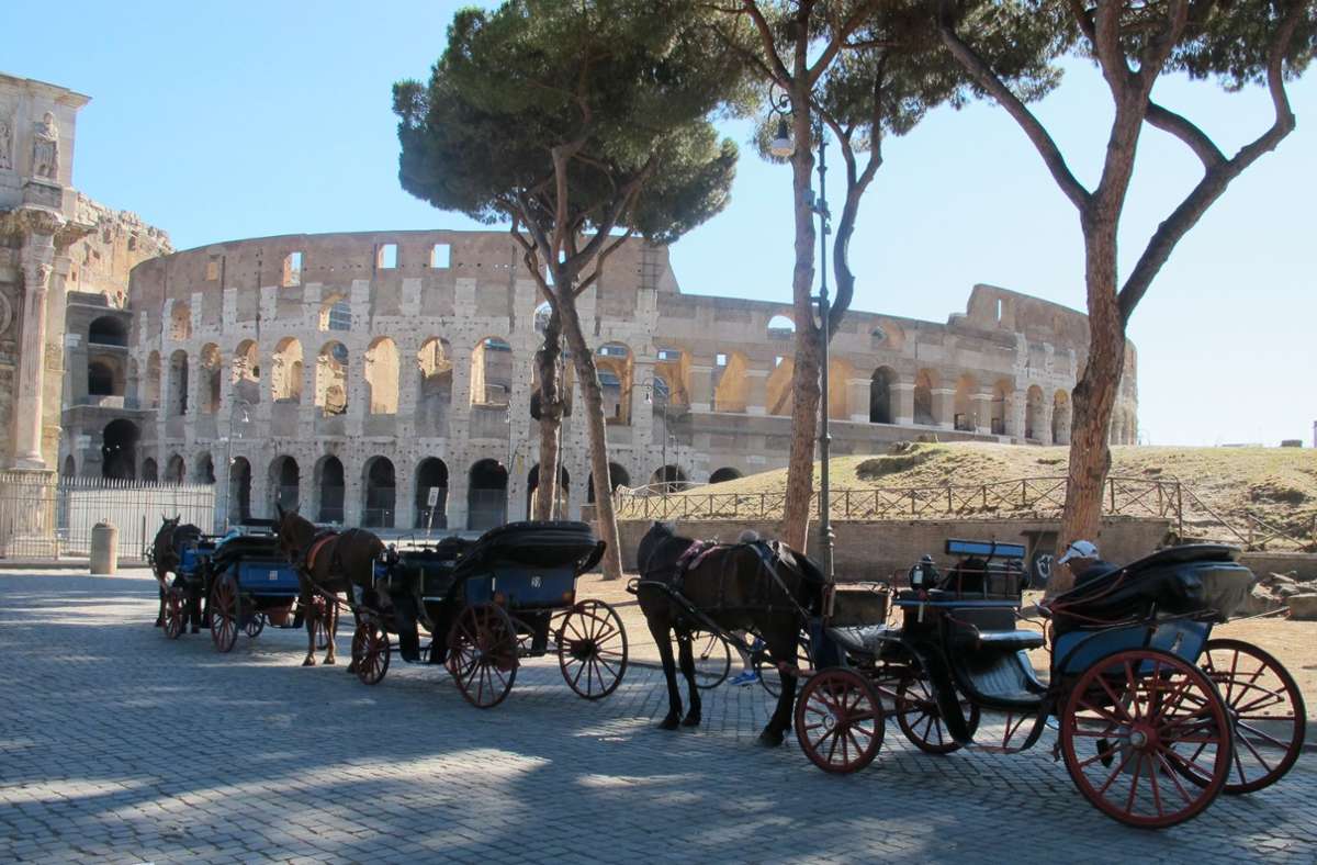 Tourismus in Rom: Rom verbannt umstrittene Pferdekutschen in Parks