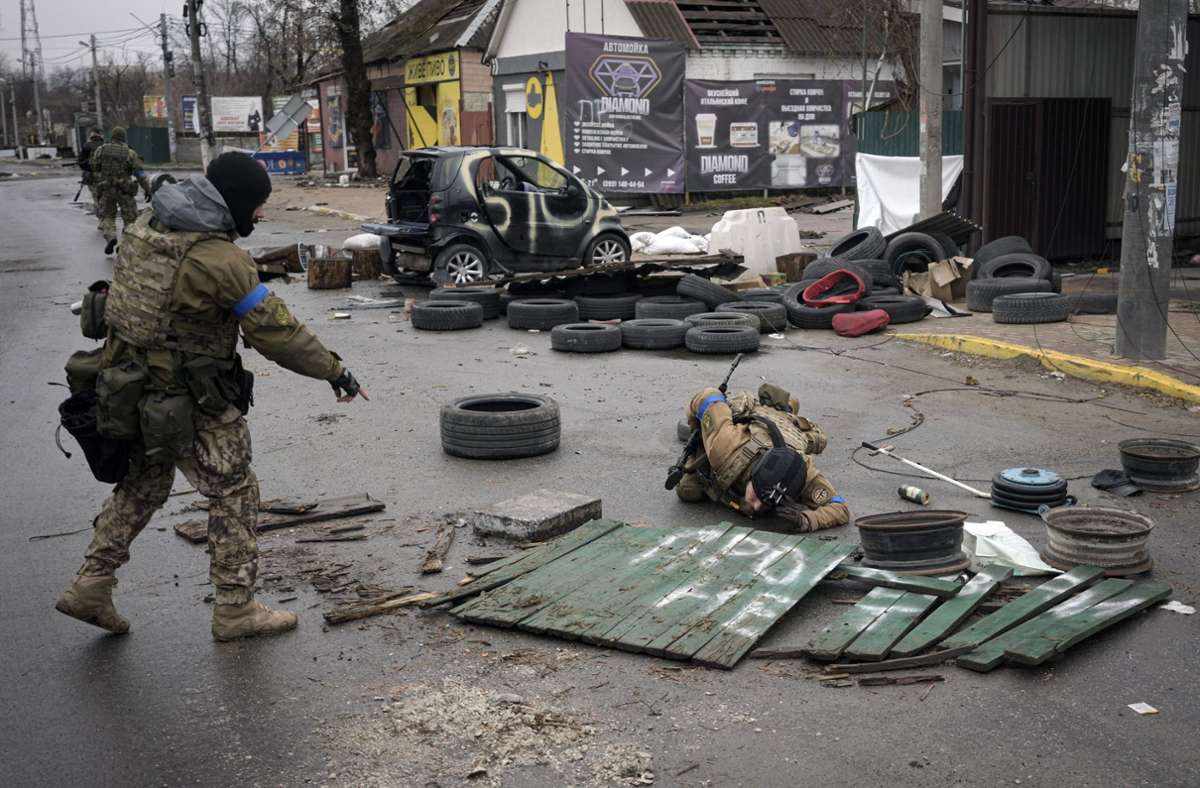 Butscha nahe Kiew: Grausige Bilder nach russischem Rückzug