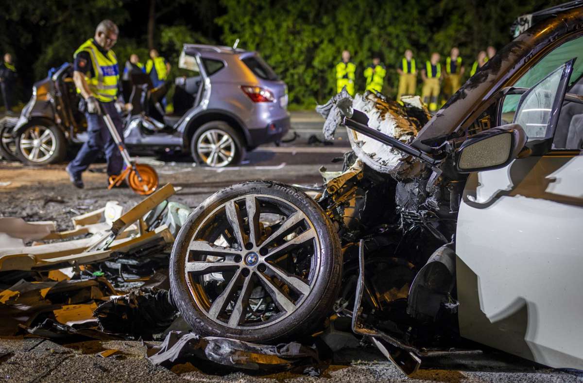 Hannover: Fünftes Todesopfer nach Autounfall – 17-Jähriger tot