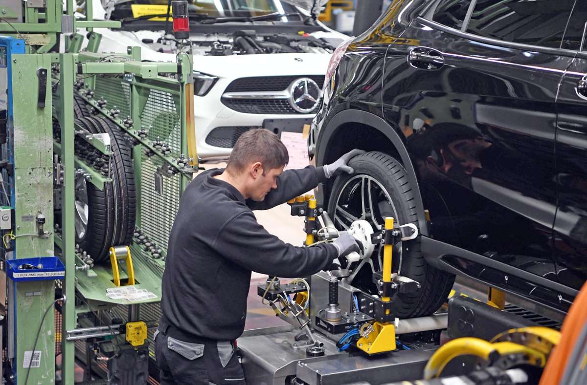 Konflikt bei Mercedes: Rettung für 400 von 600 Leiharbeitern in Rastatt