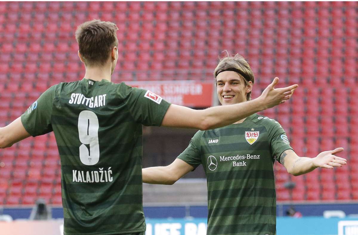 Kongeniales VfB-Duo: Torschütze Sasa Kalajdzic (links) und Flankengeber Borna Sosa