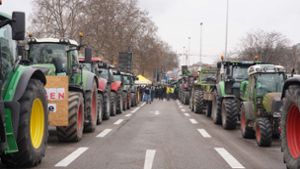 Bauern machen ihrem Ärger in der Stuttgarter City Luft