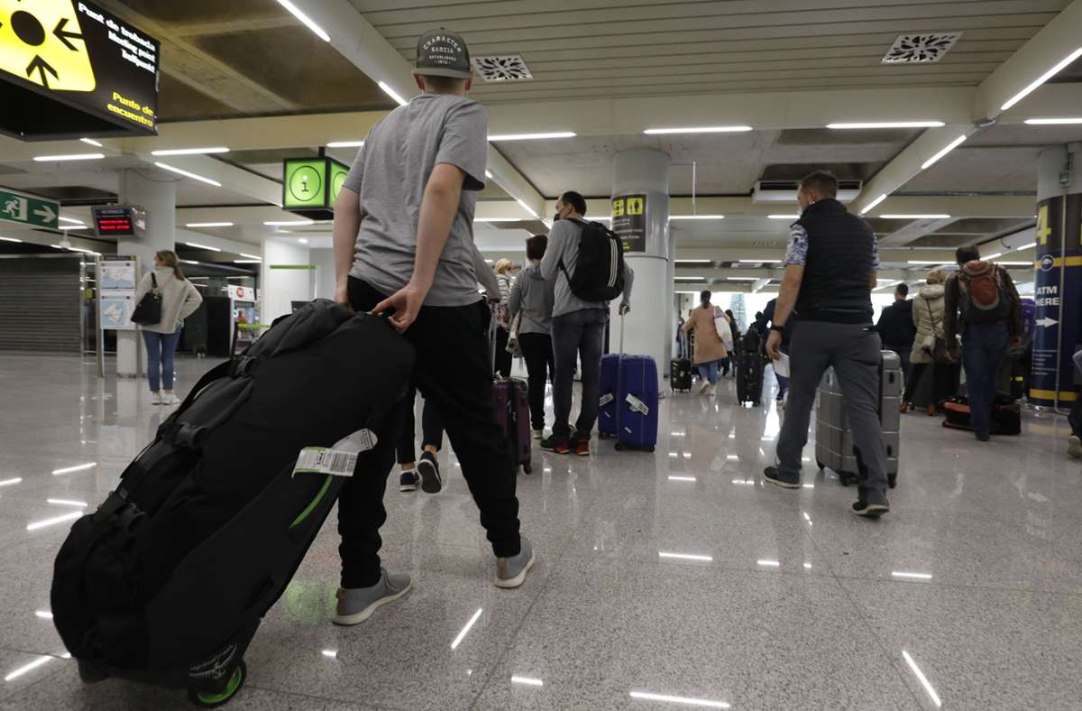 Corona und Reisen: Hunderte infizierte Spanien-Reisende im Juli