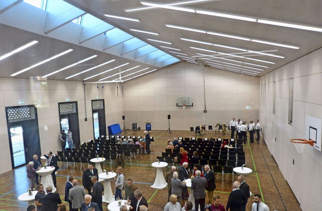 5,7 Millionen Euro teure Schul- und Mehrzweckturnhalle offiziell eingeweiht: Neue Turnhalle eingeweiht