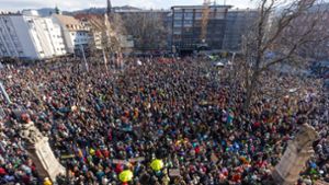 20.000 Menschen bei Demo gegen Rechtsextremismus