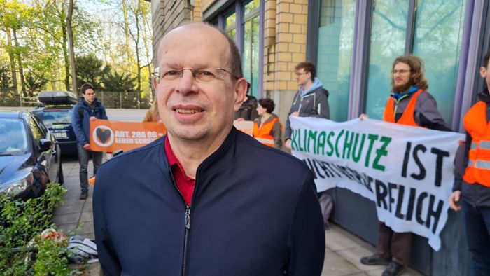 Nach Klimaprotest auf der B 27 in Stuttgart: Familienvater zu Geldstrafe verurteilt