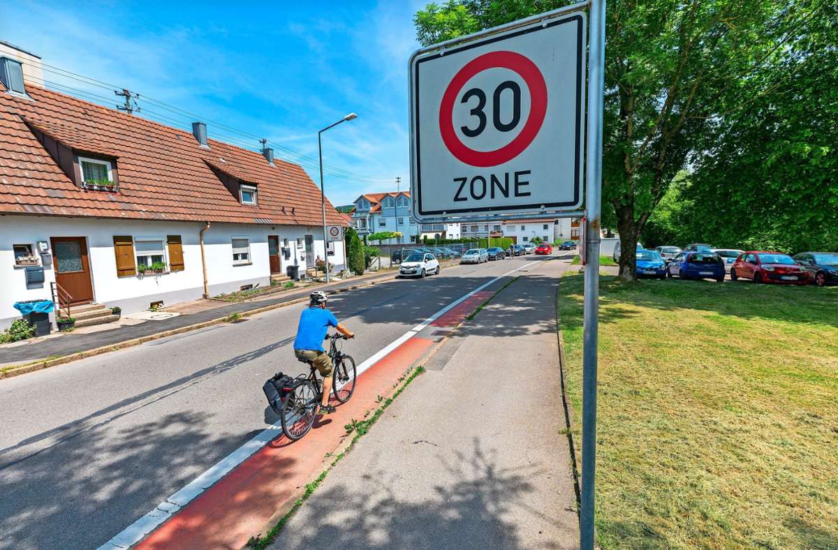 ADFC im Kreis Göppingen beklagt Konflikte zwischen Auto- und Radfahrern: Fahrradclub will mit Irrtümern aufräumen