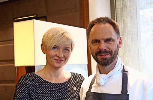Kathrin und Denis Feix sind weiterhin Angestellte im Hotel am Schlossgarten. Foto: Marisa Sass-Baitis