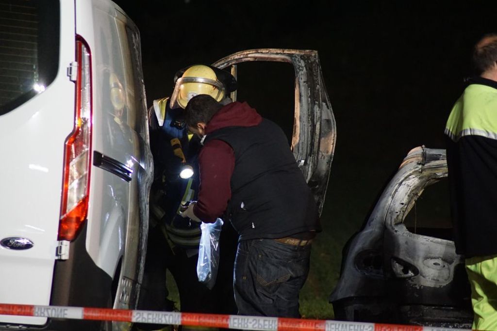 14.12.2015 PKW-Brand nach Raubüberfall auf Kurierfahrzeug in Kirchheim
