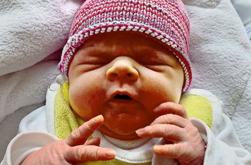 Mia Hofmann ist das erste Neujahrsbaby. Foto: Robert-Bosch-Krankenhaus