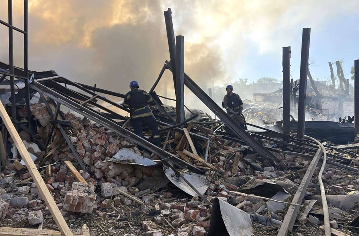 Ukraine: Toter und Verletzte nach russischen Raketen- und Drohnenangriffen