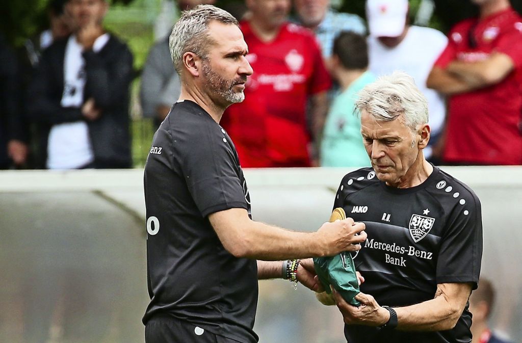 Vor dem Derby: Die VfB-Trainer haben eine Karlsruher Vergangenheit, beim  KSC coacht ein Schwabenduo: Profi-Pendler zwischen Stuttgart und Karlsruhe
