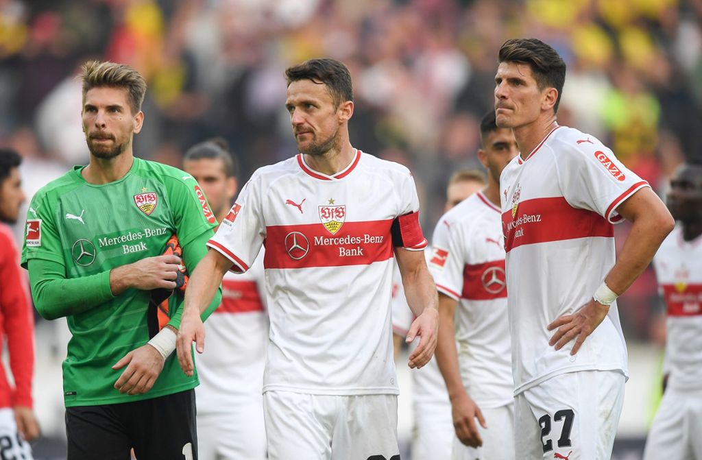 Rechtsverteidiger Stenzel kommt aus Freiburg: Kapitän Gentner muss VfB Stuttgart verlassen