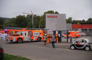 Feuerwehreinsatz in Stuttgart-Ost: Ammoniakaustritt bei Großhandel – Warnung an Anwohner