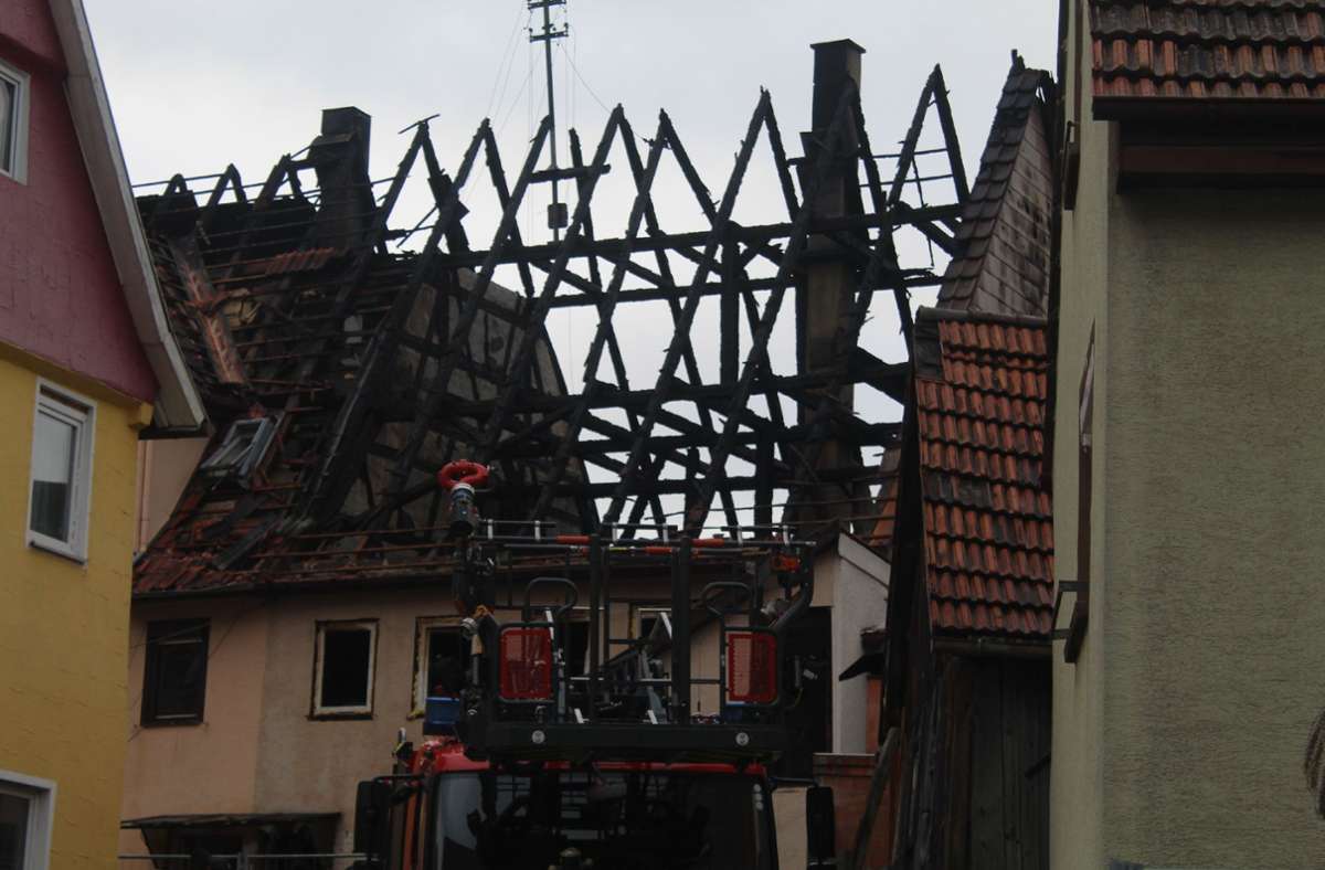 Baden-Württemberg: Millionen-Schaden und Verletzte bei Bränden im Südwesten