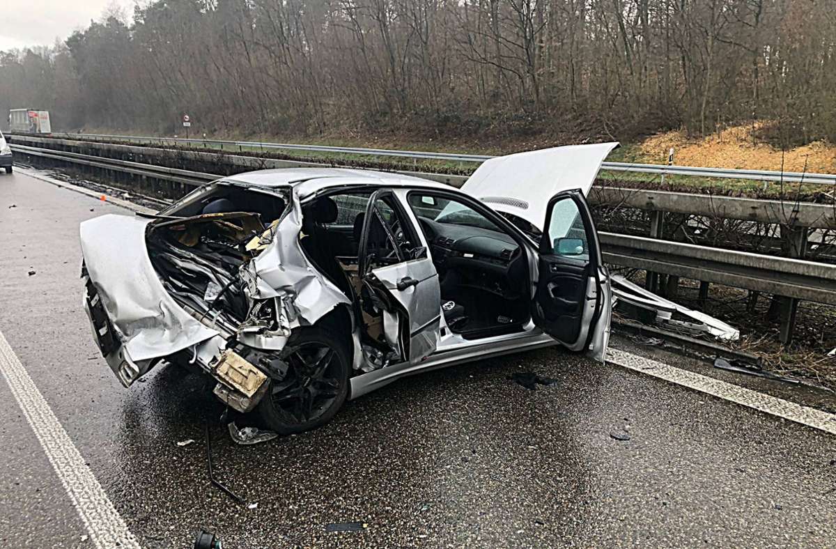 A81 im Kreis Heilbronn: 24-Jähriger nach Unfall von Lastwagen erfasst und getötet