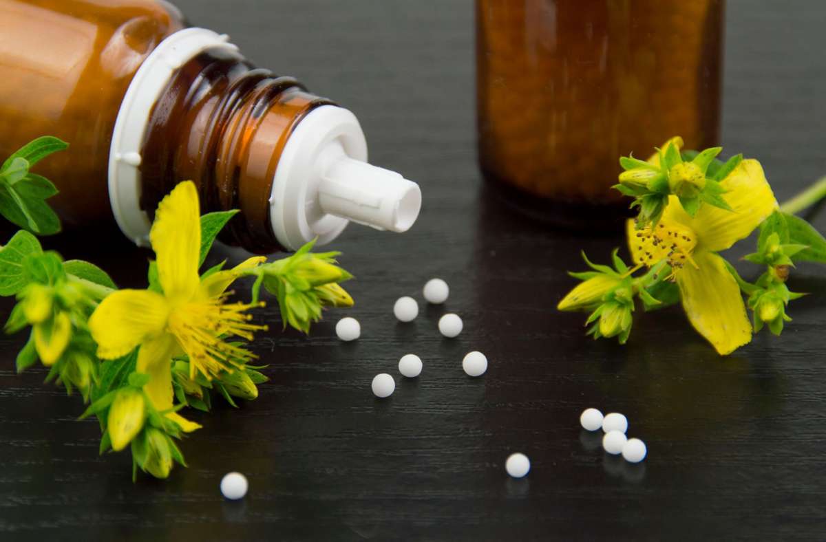 Pro und Kontra von Arzt und Ärztin: Was ist Homöopathie: Fake-Medizin oder Segen?
