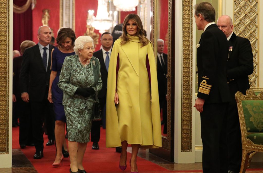 Queen Elizabeth II. mit First Lady Melania Trump (rechts).