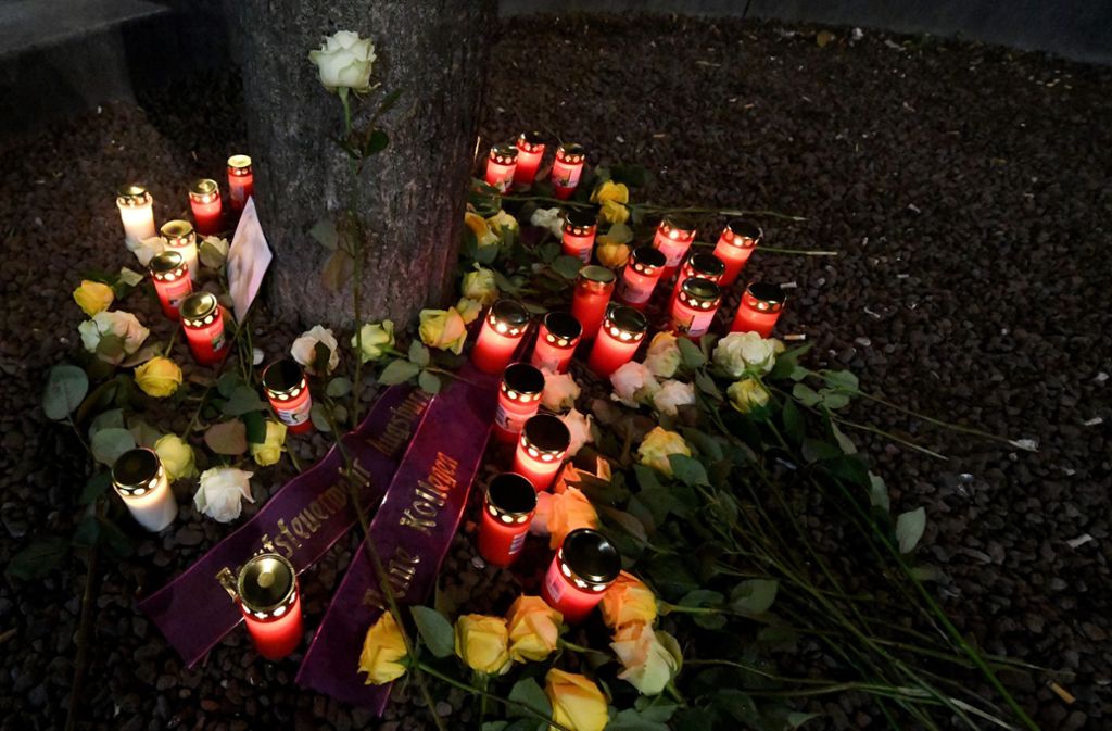 Tödliche Attacke in Augsburg: Mitten auf der Straße: Mann stirbt nach Streit mit Gruppe