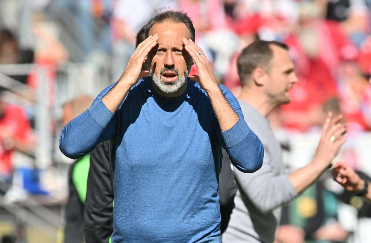 Der VfB-Trainer Pellegrino Matarazzo kann es kaum fassen. Seine Mannschaft hat in Mainz schon wieder eine Chance verpasst.