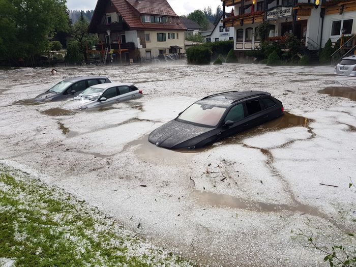 Unwetter im Schwarzwald: Hagel und Gewitter sorgen für Chaos