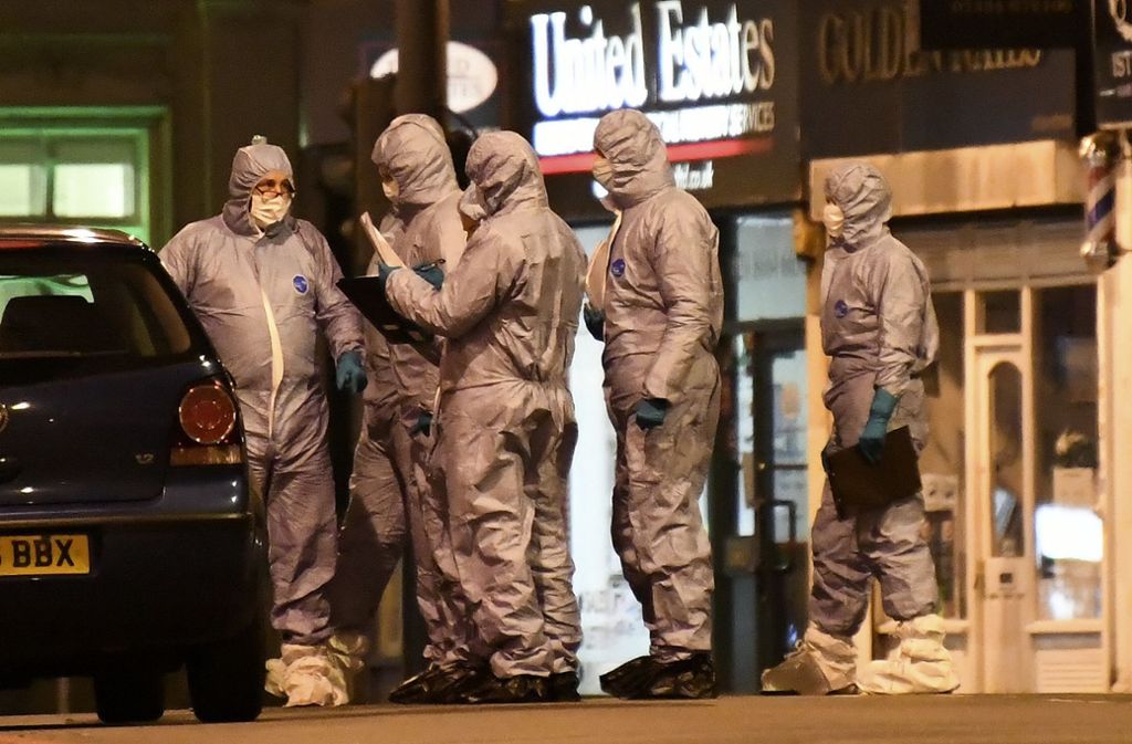 Terrorattacke in London: Polizei: Täter hat Sprengstoffgürtel getragen