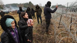 EU-Kommission will Asylregeln an Belarus-Grenze temporär aufheben