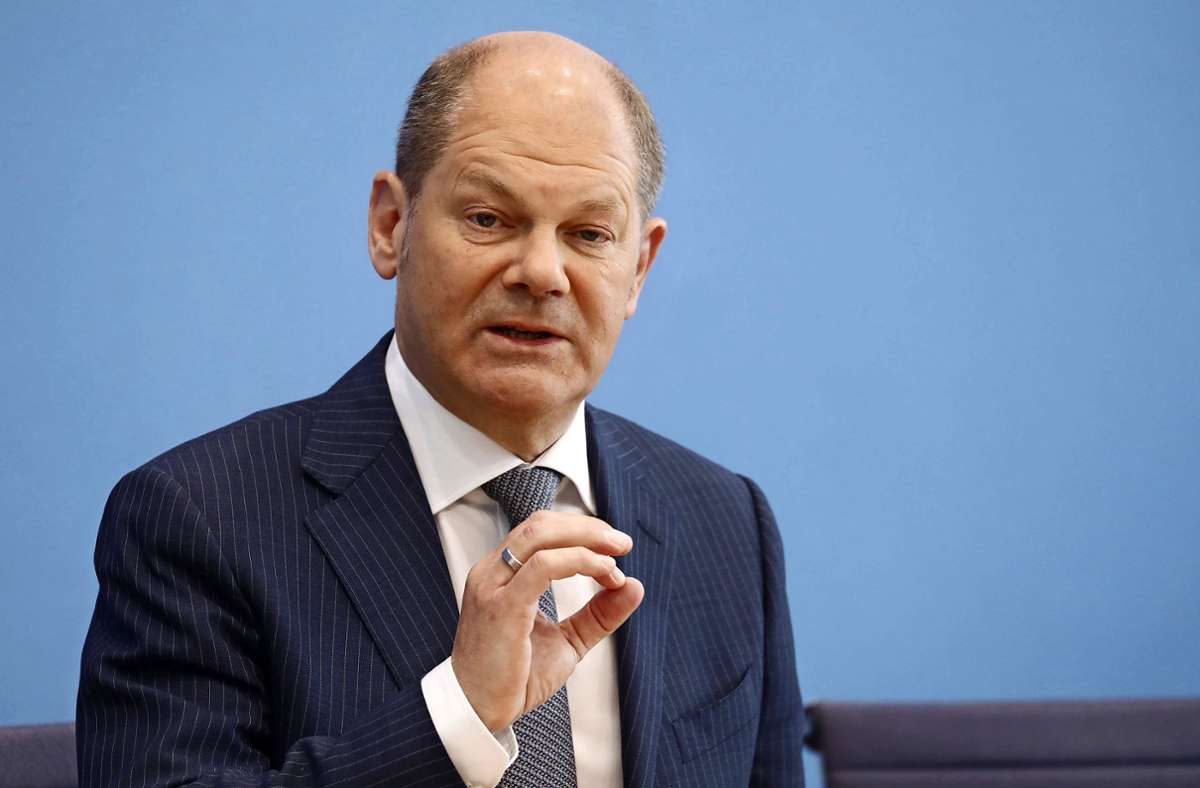 Ministerposten in der Ampel-Koalition: Olaf Scholz wartet auf das grün-gelbe Personaltableau