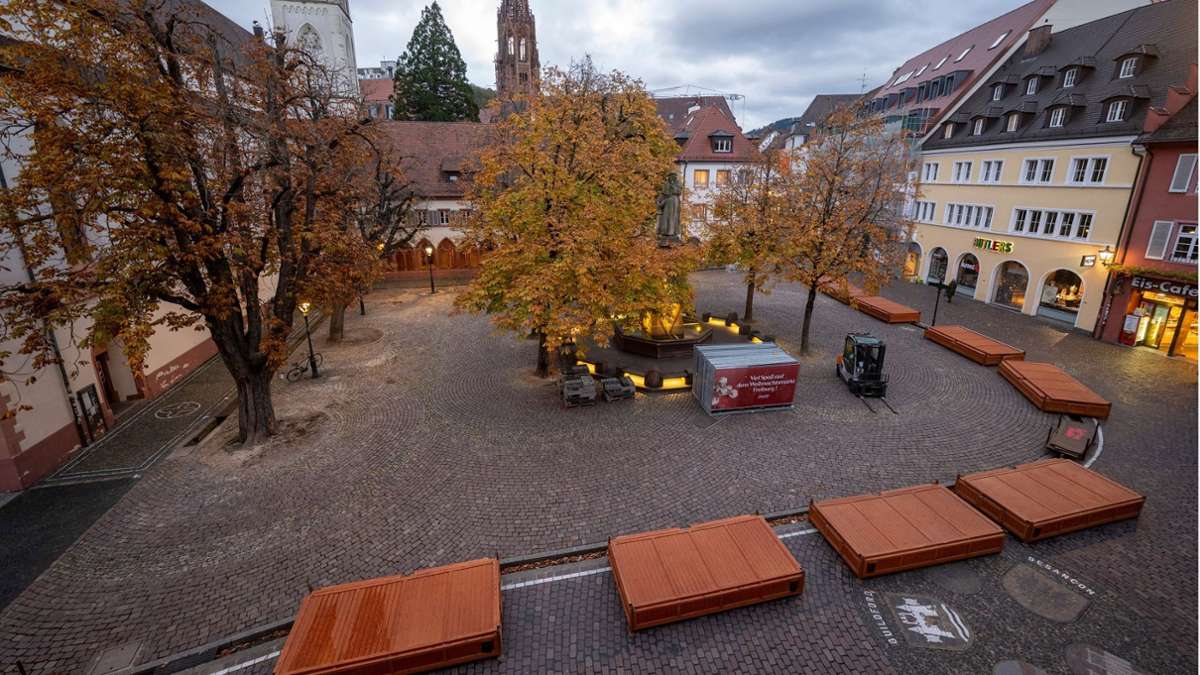 Weihnachtsmarkt in Freiburg: Klimacamp macht Platz für Glühwein