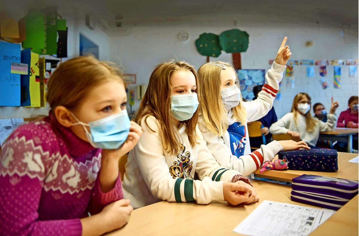 Coronavirus in Stuttgart: Maskenpflicht für Grundschüler löst Emotionen aus