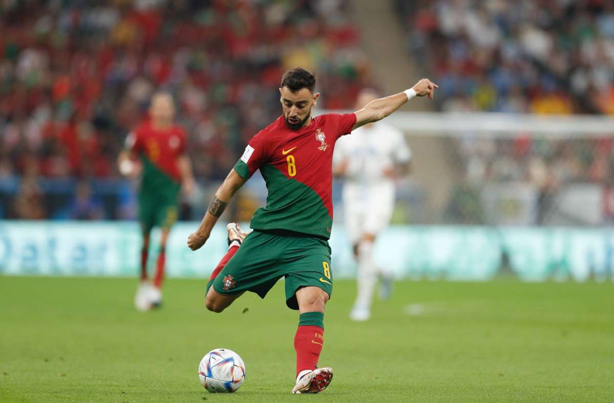 Bruno Fernandes zeigte sich bei der WM bisher treffsicher für Portugal. Foto: IMAGO/AFLOSPORT/Mutsu Kawamori