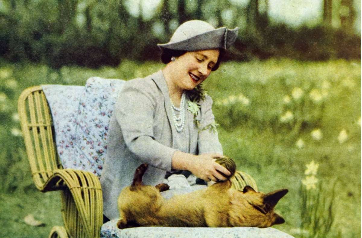 Sie liebte Hunde und Pferderennen: „Queen Mum“ Elizabeth Bowes-Lyon. Foto: imago/UIG/imago