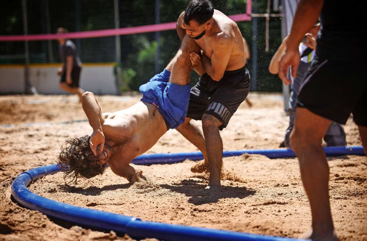 Beach-Wrestling in Schorndorf: Die Ringer greifen jetzt auch auf Sand an