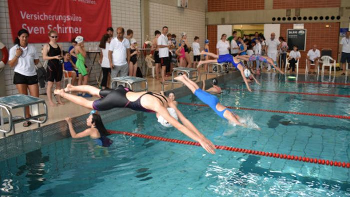 Veraltete Technik bremst Schwimmturnier aus