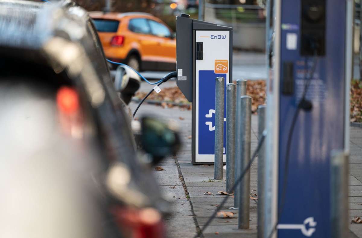 Elektrowagen in Baden-Württemberg: Stuttgart mit höchster E-Auto-Dichte
