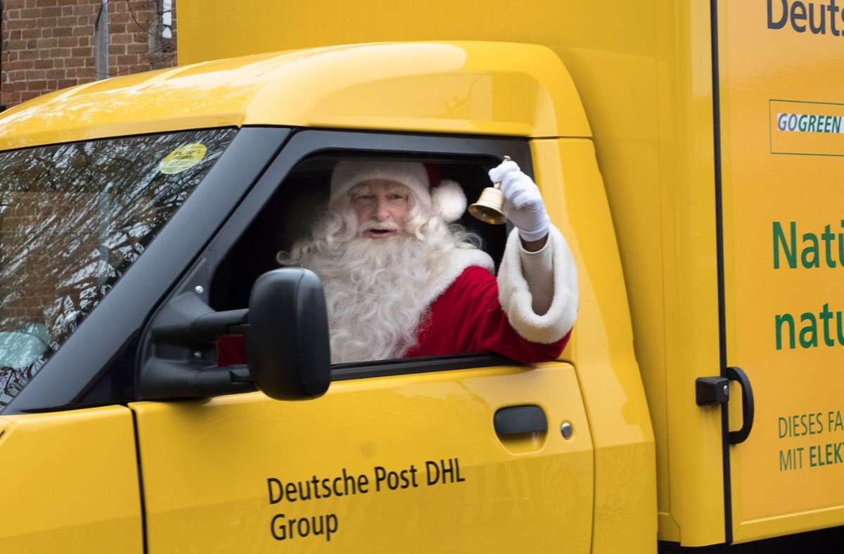 Weihnachtspakete: Bei DHL      und Co. geht  jetzt  wieder die Post ab
