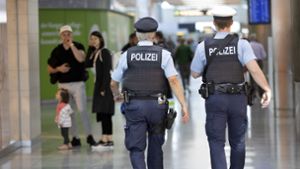 Bundespolizei fasst Schulschwänzer am Stuttgarter Flughafen
