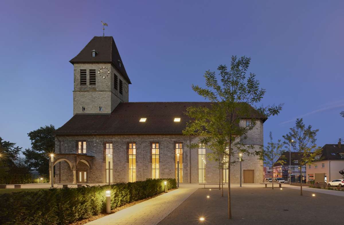 Beispielhafter Kirchenumbau in Kornwestheim: Ein  Haus im Kirchenhaus