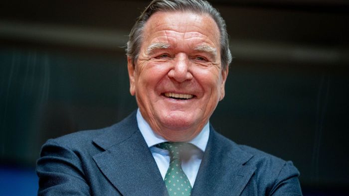 Ex-Kanzler Gerhard Schröder will seine russischen Posten behalten