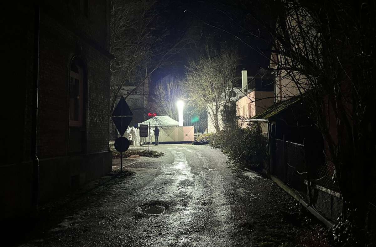 Tötungsdelikt in Albstadt: Vergrabene Leiche gefunden – Polizei nimmt 52-Jährigen fest