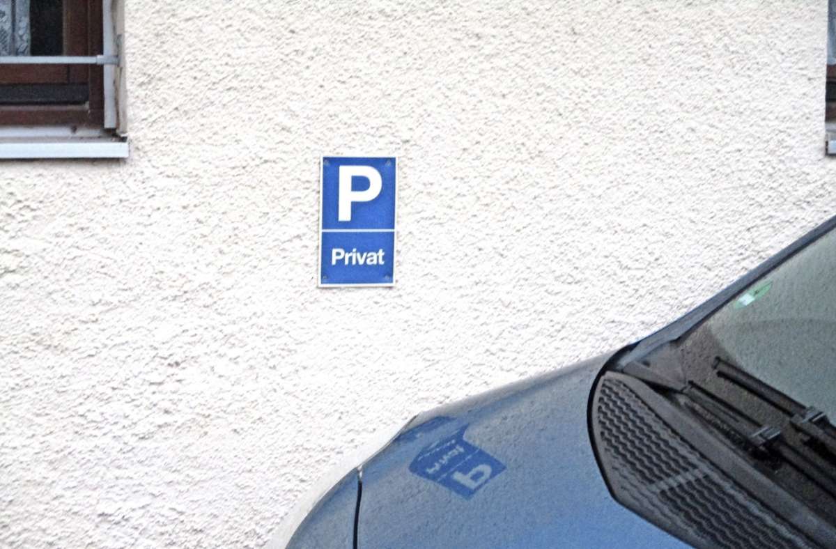 Parken in Mühlhausen: Ärger um  „private“ Autostellplätze