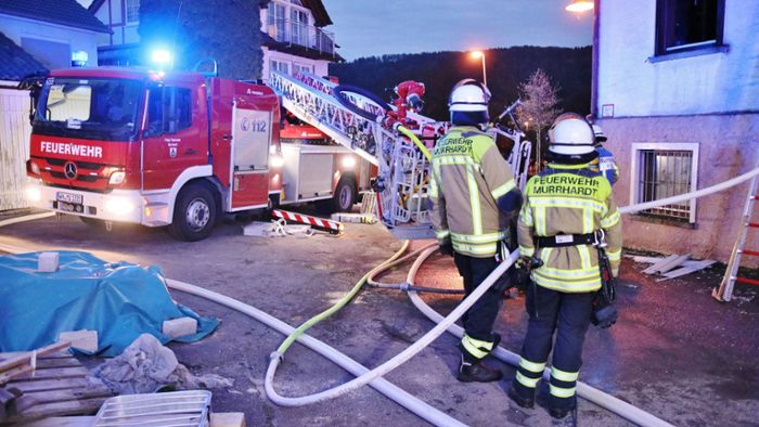 Schwerverletzter bei Wohnhausbrand