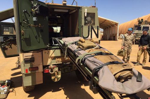 Dringend benötigt: ein geschütztes Fahrzeug der Bundeswehr im UN-Feldlager Gao für den Transport von Verwundeten. Foto: StN/Christoph Reisinger