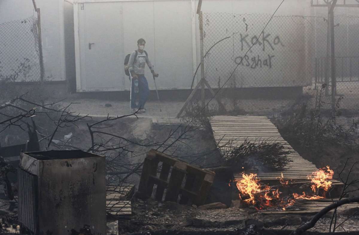 Reaktionen auf den Brand in Moria: Rufe nach Auflösung des Lagers auf Lesbos werden laut