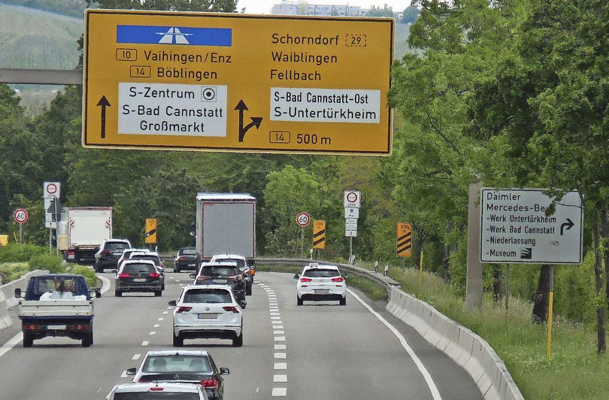 Wegen Schäden an einer Brücke in Stuttgart: Eine Fahrspur der B 10 gesperrt
