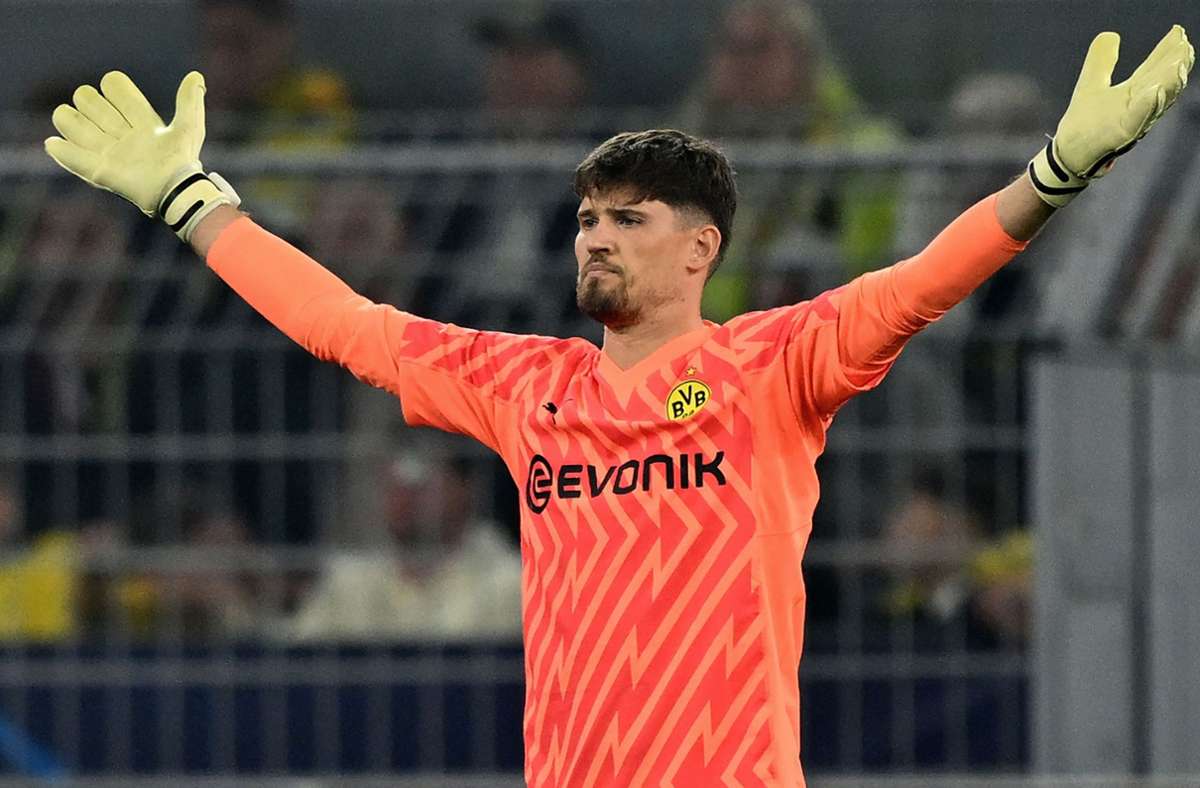 Ex-Torwart des VfB Stuttgart: Borussia Dortmund setzt langfristig auf Gregor Kobel