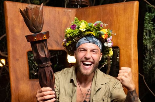 Auch der neue „Dschungelkönig“ Filip Pavlovic musste sich den eigenwilligen Ernährungsgewohnheiten des Dschungelcamps beugen. Foto: dpa/Stefan Menne