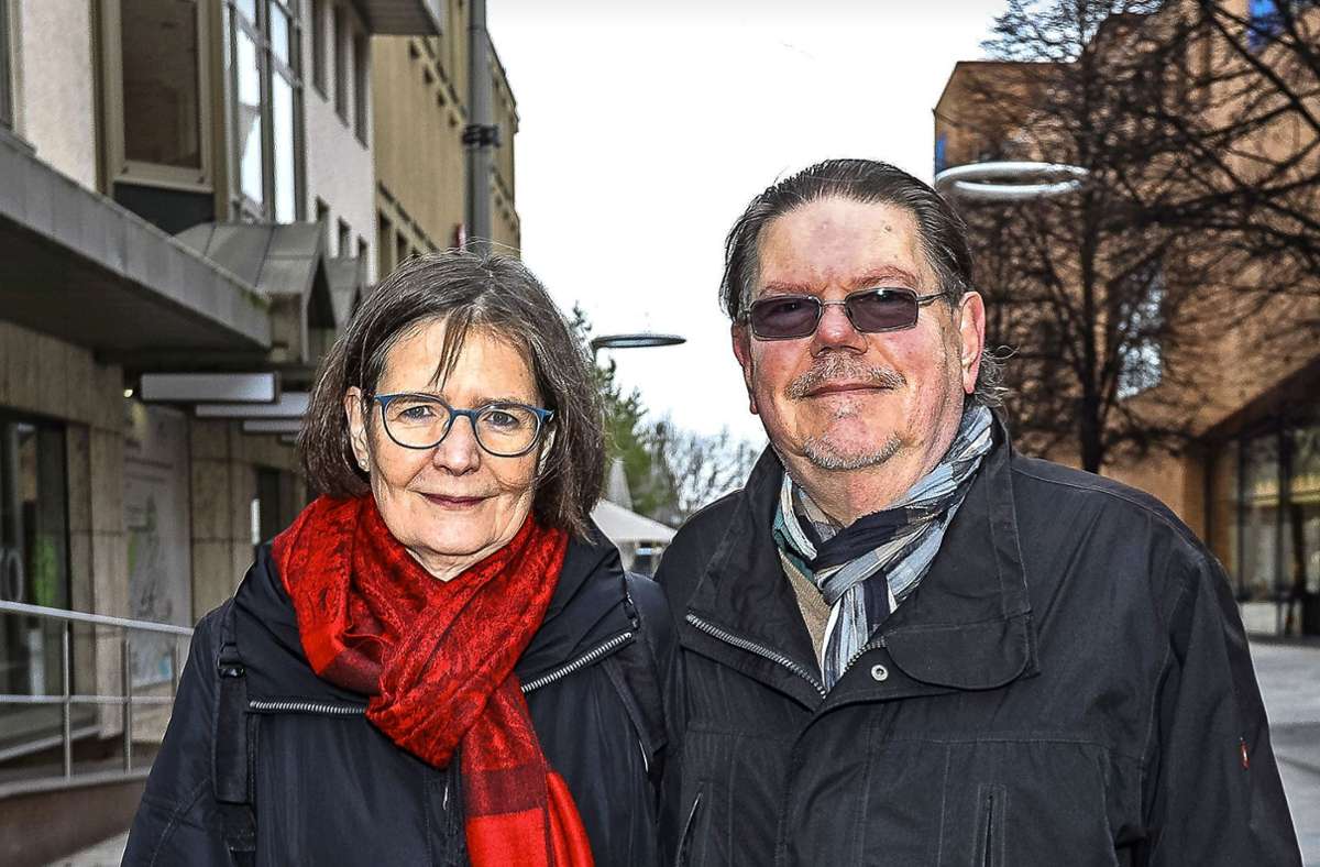 Bernadette Peters und Hans-Konrad Peters wohnen seit 35 Jahren in Böblingen. Seit acht Jahren engagieren sie sich ehrenamtlich für Geflüchtete. Foto: Eibner-Pressefoto/Roger Buerke
