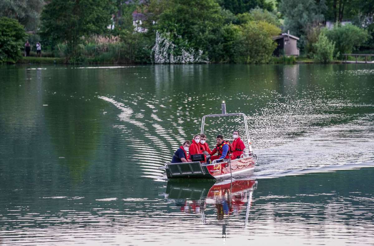 Zwei Frauen hatten eine Person im See gemeldet, die sich womöglich in einer Notlage befand.